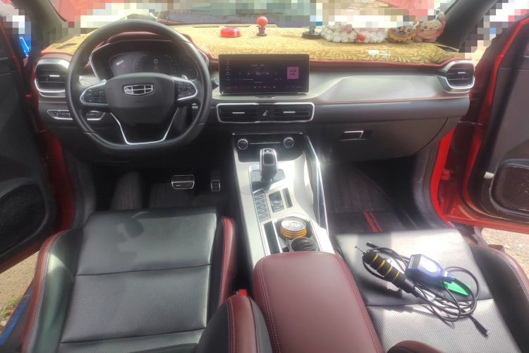 Used Geely Auto Coolray 2019 Sport Model 260T DCT Battle China V Standard Center Console