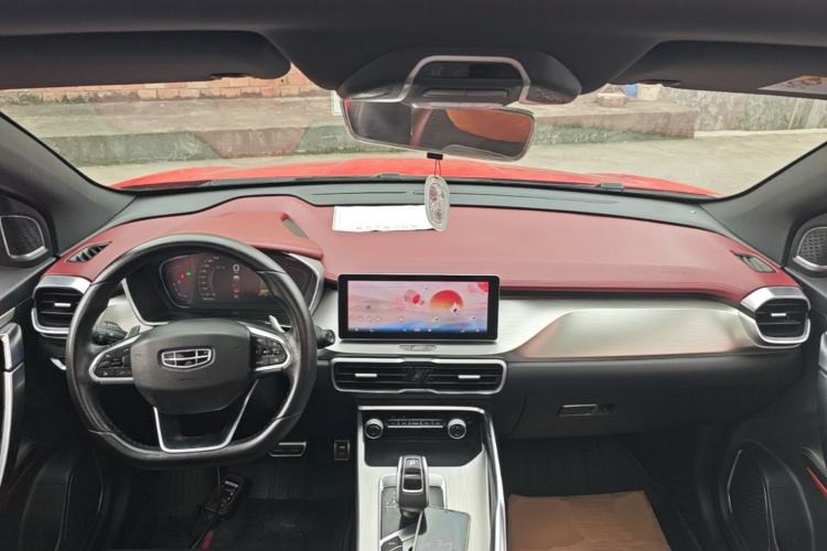 Used Geely Auto Coolray 2019 Sport Version 260T DCT Explorer China VI Standard Center Console