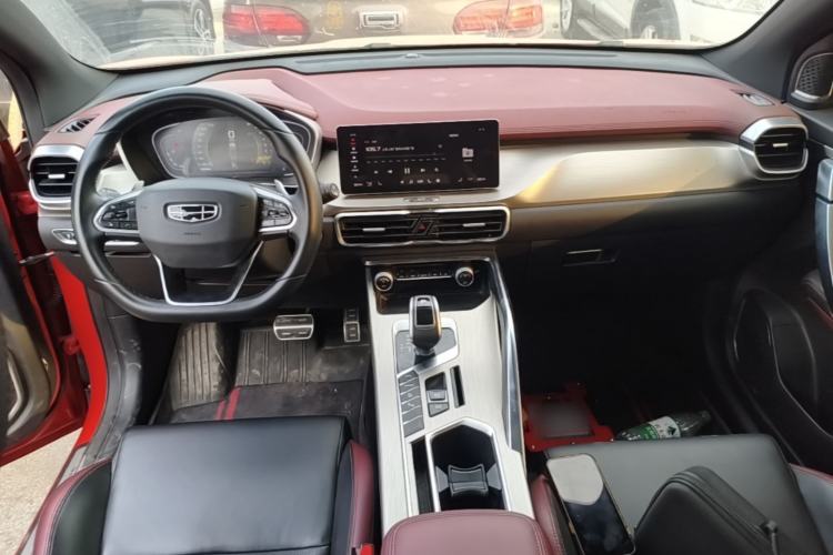 Used Geely Auto Coolray 2019 Sport Model 260T DCT Patrol China V Standard Center Console
