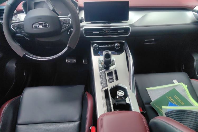 Used Geely Auto Coolray 2019 Sport Version 260T DCT Battle China VI Standard Center Console