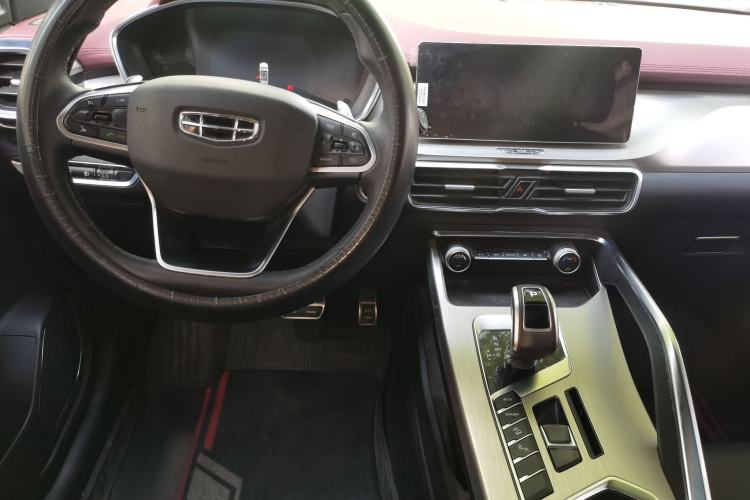 Used Geely Auto Coolray 2019 Sport Model 260T DCT Patrol China V Standard Center Console