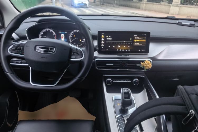 Used Geely Auto Coolray 2019 260T DCT Knight China VI Standard Center Console