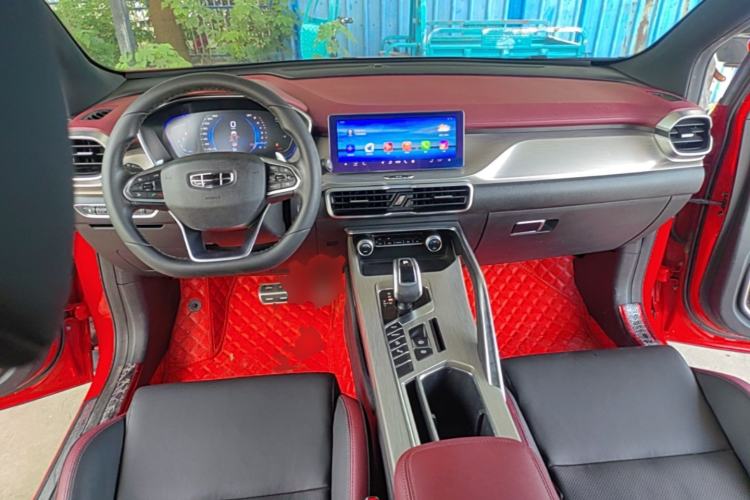 Used Geely Auto Coolray 2019 Sport Version 260T DCT Explorer China VI Standard Center Console
