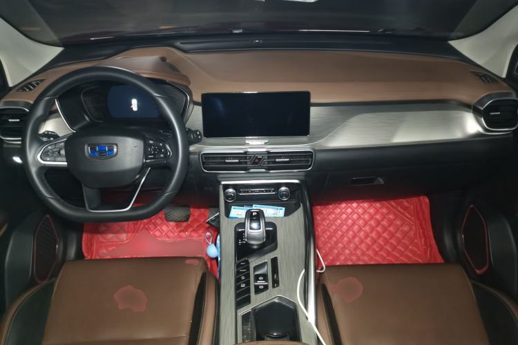 Used Geely Auto Coolray 2019 260T DCT Explorer China V Standard Center Console