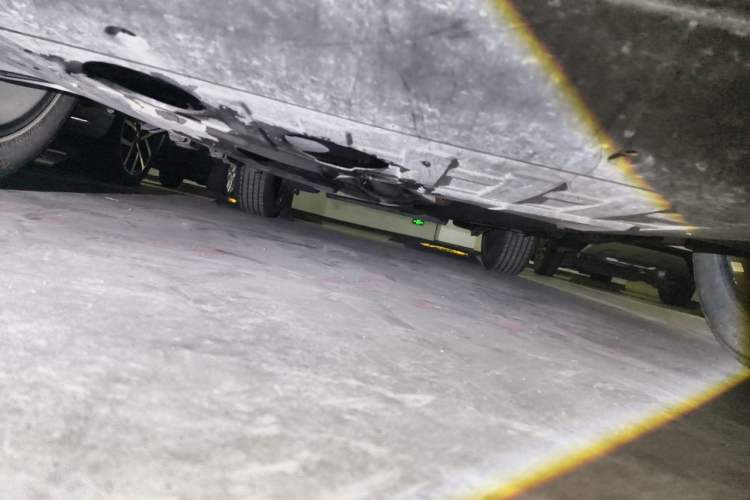 Used Geely Auto Coolray 2019 260T DCT Knight China VI Standard Chassis Front