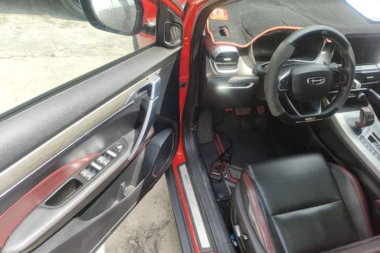 Used Geely Auto Coolray 2019 Sport Model 260T DCT Patrol China V Standard Driver Seat
