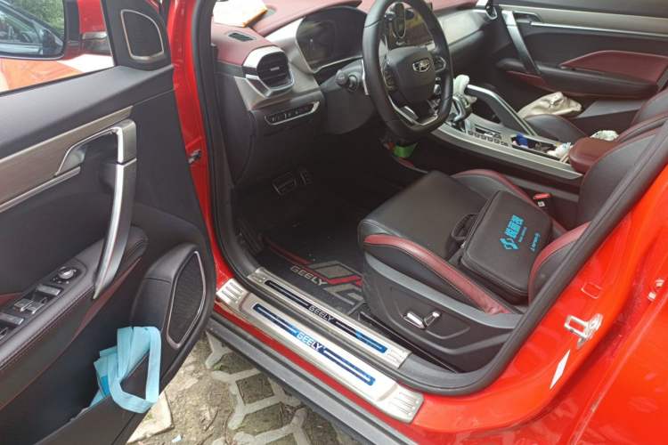 Used Geely Auto Coolray 2019 Sport Version 260T DCT Battle China VI Standard Driver Seat