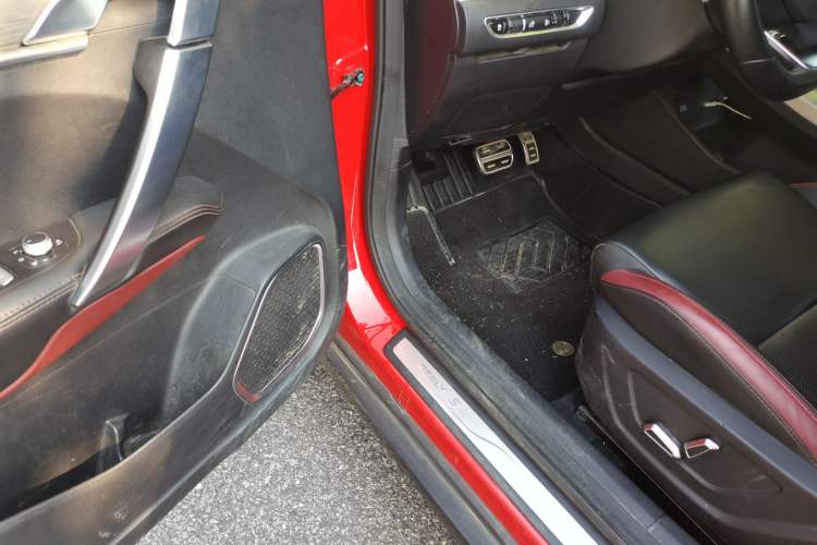 Used Geely Auto Coolray 2019 Sport Model 260T DCT Battle China V Standard Driver Seat