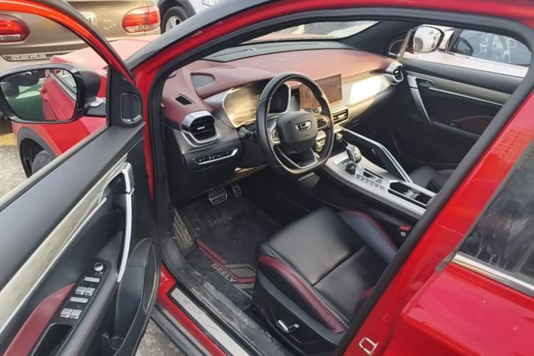 Used Geely Auto Coolray 2019 Sport Model 260T DCT Patrol China V Standard Driver Seat
