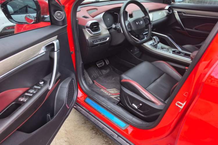 Used Geely Auto Coolray 2019 Sport Model 260T DCT Patrol China V Standard Driver Seat