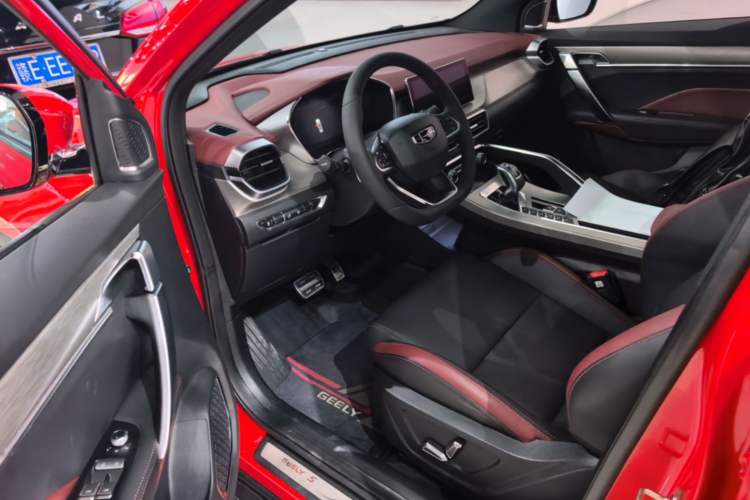 Used Geely Auto Coolray 2019 Sport Model 260T DCT Battle China V Standard Driver Seat