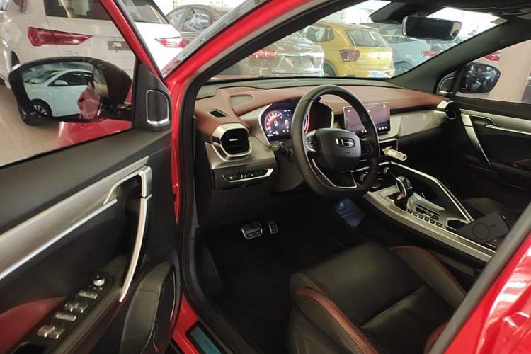Used Geely Auto Coolray 2019 Sport Version 260T DCT Battle China VI Standard Driver Seat