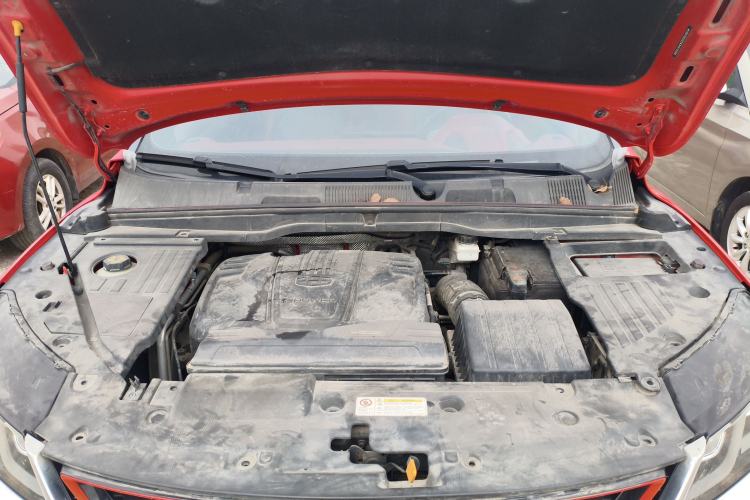 Used Geely Auto Coolray 2019 Sport Model 260T DCT Patrol China V Standard Engine Bay