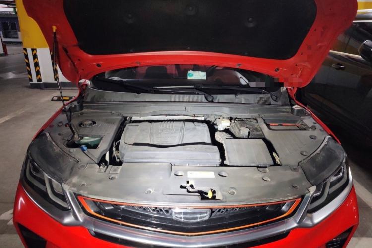 Used Geely Auto Coolray 2019 Sport Model 260T DCT Battle China V Standard Engine Bay