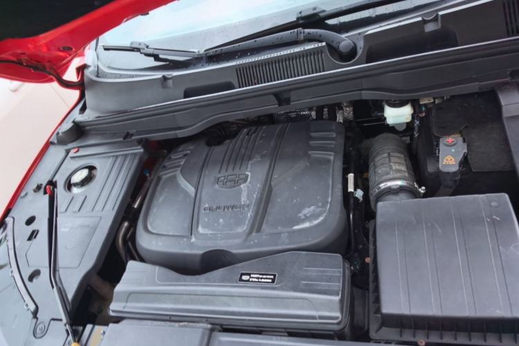 Used Geely Auto Coolray 2019 Sport Model 260T DCT Patrol China V Standard Engine Bay