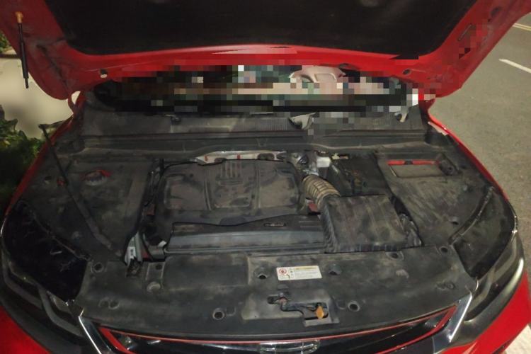 Used Geely Auto Coolray 2019 Sport Version 260T DCT Battle China VI Standard Engine Bay