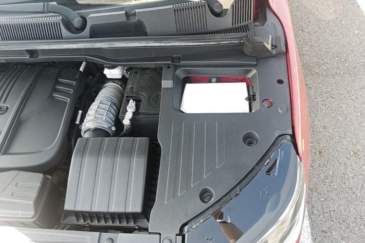 Used Geely Auto Coolray 2019 260T DCT Knight China V Standard Engine Bay Left