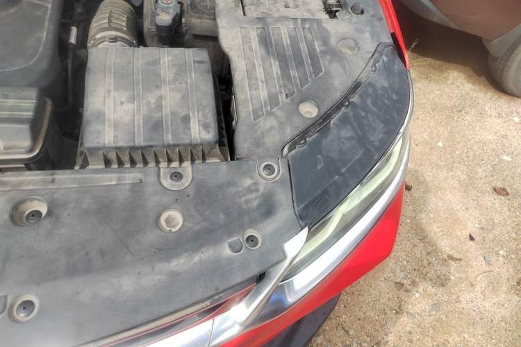 Used Geely Auto Coolray 2019 Sport Model 260T DCT Battle China V Standard Engine Bay Left