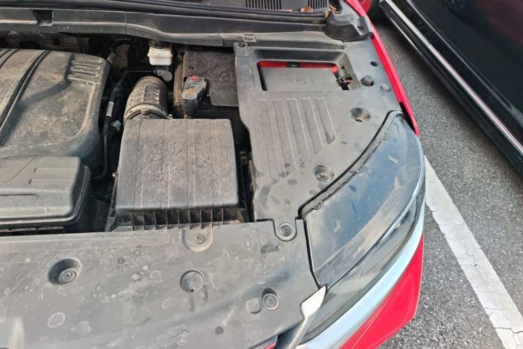 Used Geely Auto Coolray 2019 260T DCT Explorer China VI Standard Engine Bay Left