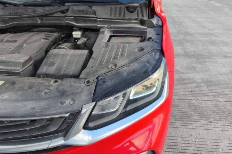 Used Geely Auto Coolray 2019 Sport Version 260T DCT Explorer China VI Standard Engine Bay Left