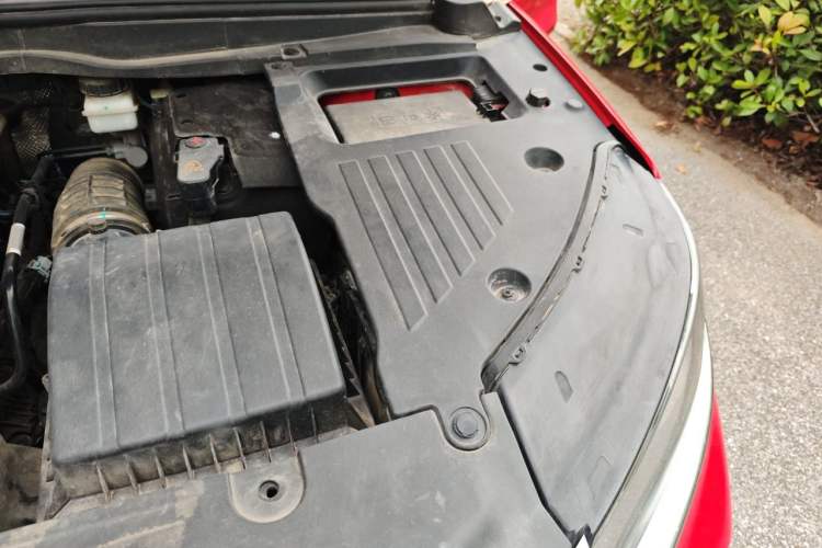 Used Geely Auto Coolray 2019 Sport Model 260T DCT Battle China V Standard Engine Bay Left