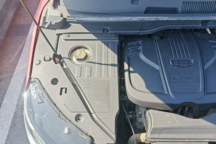 Used Geely Auto Coolray 2019 260T DCT Knight China V Standard Engine Bay Right