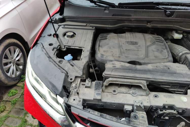 Used Geely Auto Coolray 2019 Sport Model 260T DCT Battle China V Standard Engine Bay Right
