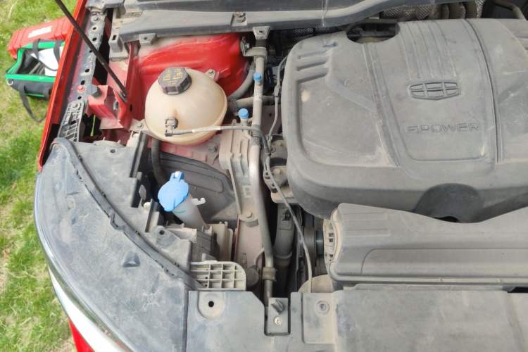 Used Geely Auto Coolray 2019 260T DCT Knight China VI Standard Engine Bay Right