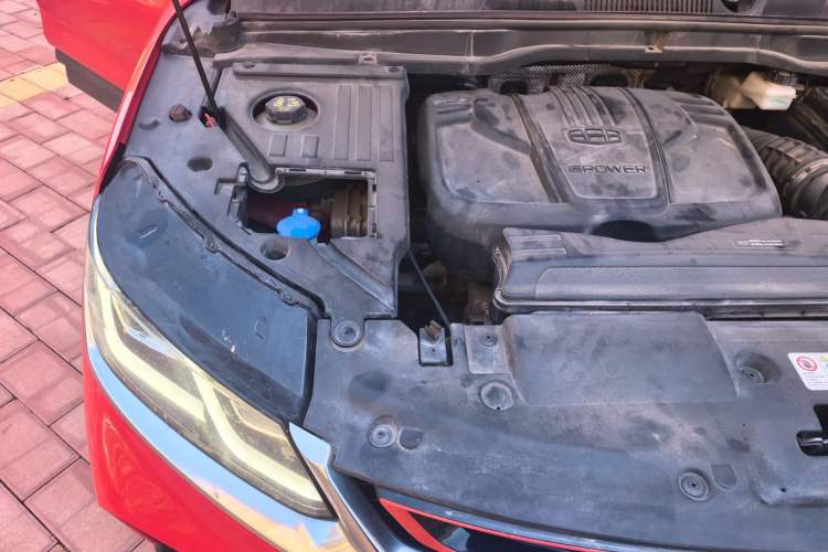 Used Geely Auto Coolray 2019 Sport Model 260T DCT Battle China V Standard Engine Bay Right