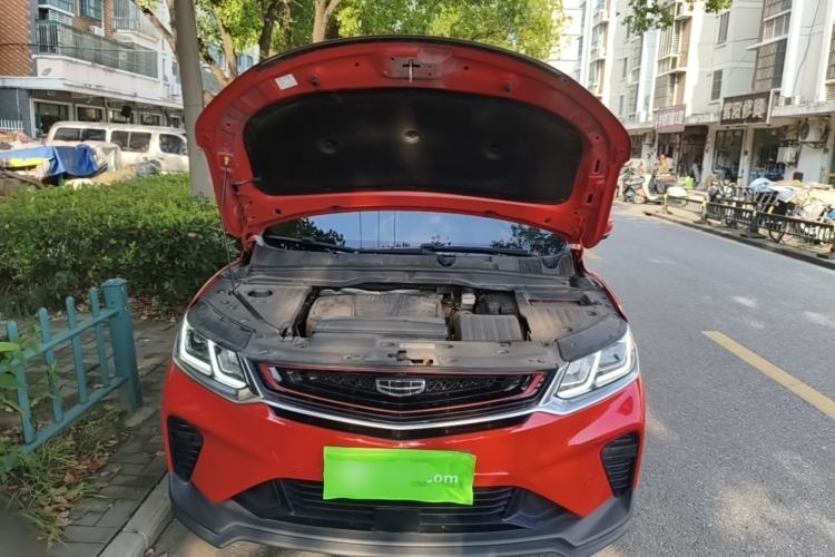 Used Geely Auto Coolray 2019 Sport Version 260T DCT Battle China VI Standard Engine Bay