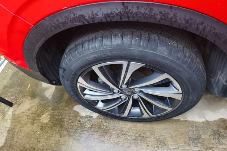 Used Geely Auto Coolray 2019 260T DCT Knight China VI Standard Exterior 2
