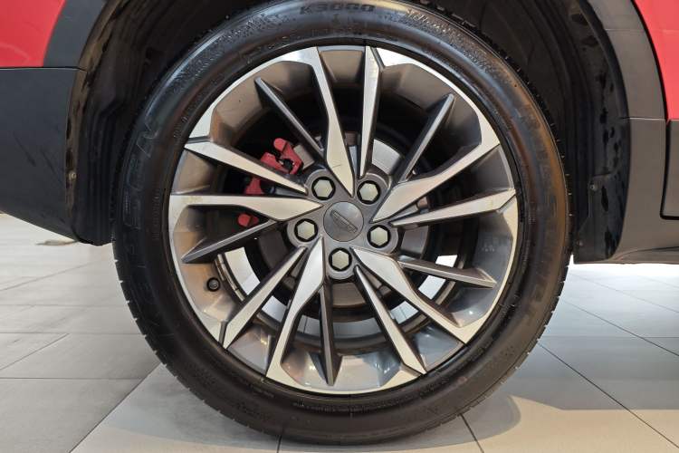 Used Geely Auto Coolray 2019 Sport Model 260T DCT Patrol China V Standard Exterior 3