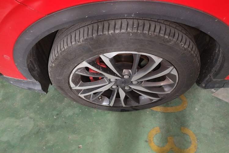 Used Geely Auto Coolray 2019 Sport Version 260T DCT Battle China VI Standard Exterior 4