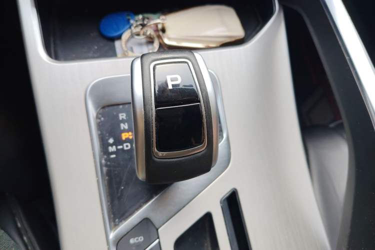 Used Geely Auto Coolray 2019 260T DCT Explorer China V Standard Gear Lever