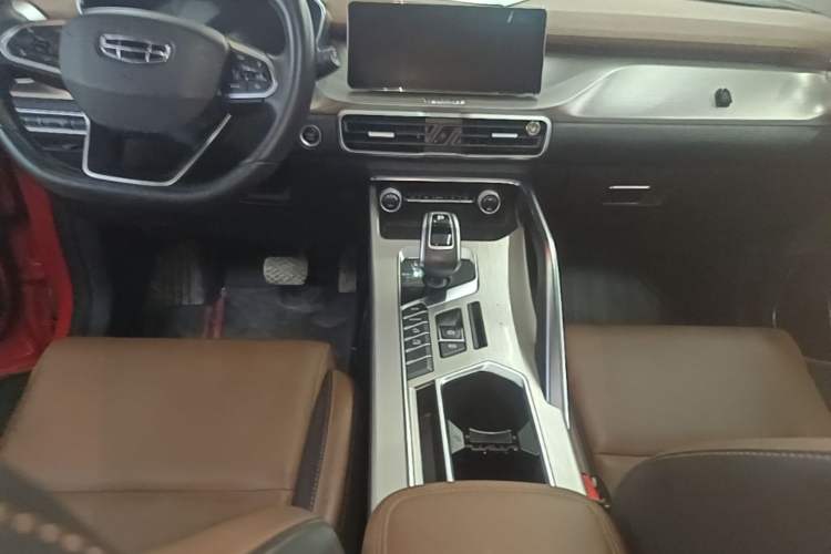 Used Geely Auto Coolray 2019 260T DCT Explorer China VI Standard Gear Lever
