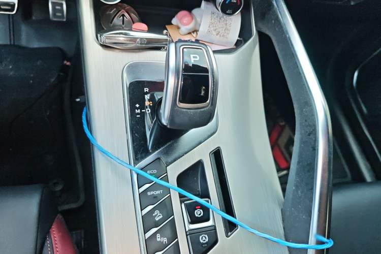 Used Geely Auto Coolray 2019 260T DCT Explorer China VI Standard Gear Lever