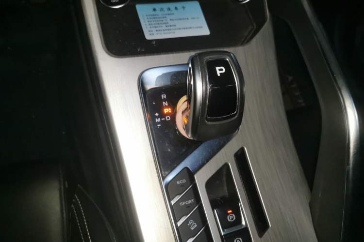 Used Geely Auto Coolray 2019 260T DCT Knight China V Standard Gear Lever