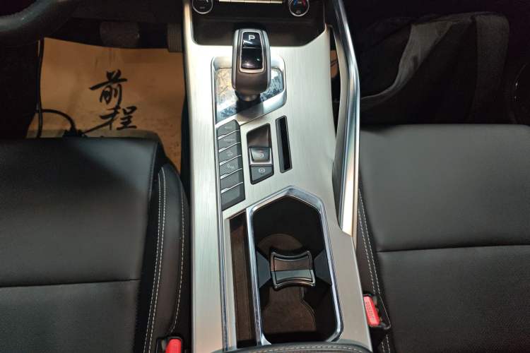 Used Geely Auto Coolray 2019 260T DCT Knight China VI Standard Gear Lever