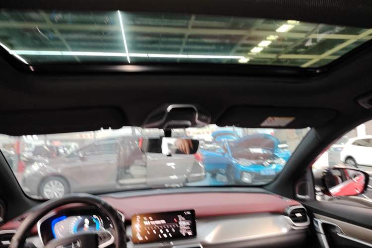 Used Geely Auto Coolray 2019 Sport Version 260T DCT Explorer China VI Standard Headliner