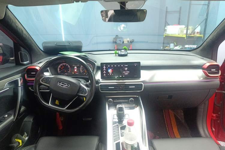 Used Geely Auto Coolray 2019 260T DCT Knight China VI Standard Headliner