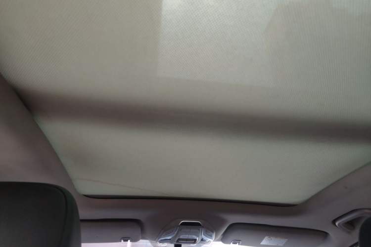 Used Geely Auto Coolray 2019 260T DCT Knight China VI Standard Headliner