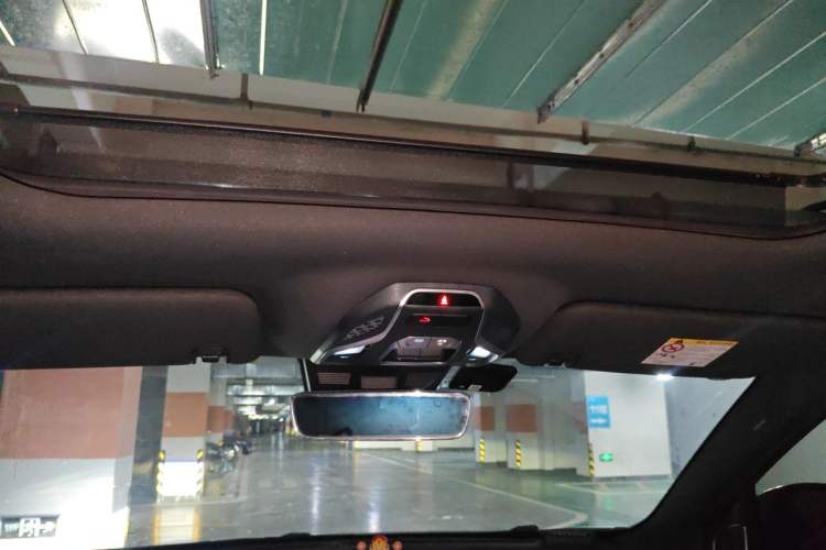 Used Geely Auto Coolray 2019 Sport Version 260T DCT Battle China VI Standard Headliner