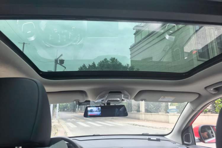 Used Geely Auto Coolray 2019 260T DCT Knight China VI Standard Headliner
