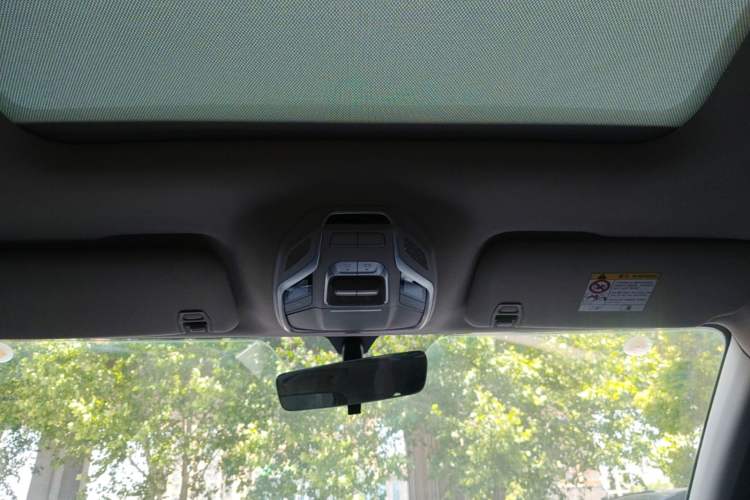 Used Geely Auto Coolray 2019 260T DCT Knight China VI Standard Headliner