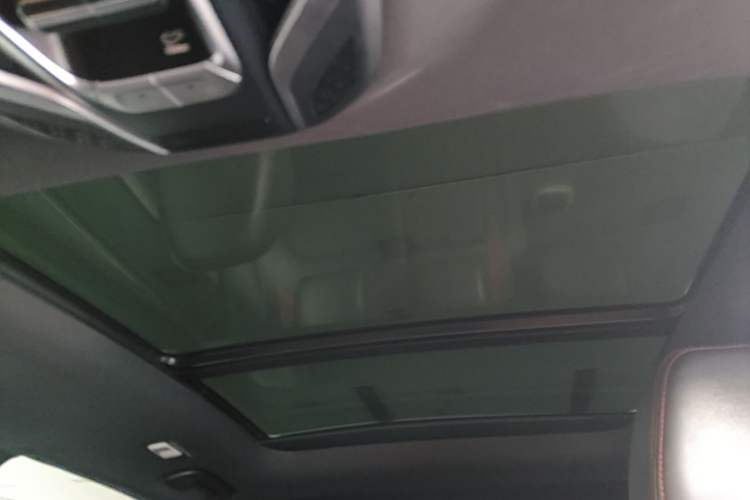 Used Geely Auto Coolray 2019 Sport Model 260T DCT Patrol China V Standard Headliner