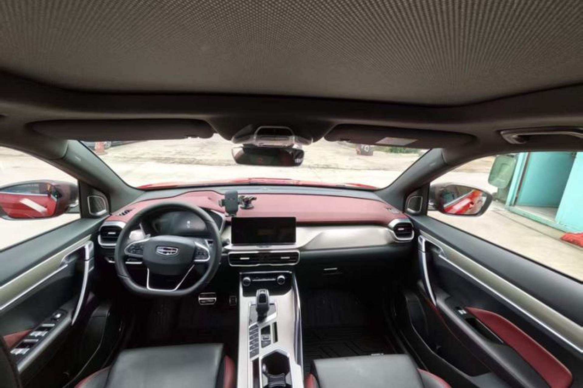 Used Geely Auto Coolray 2019 Sport Model 260T DCT Battle China V Standard Interior 1