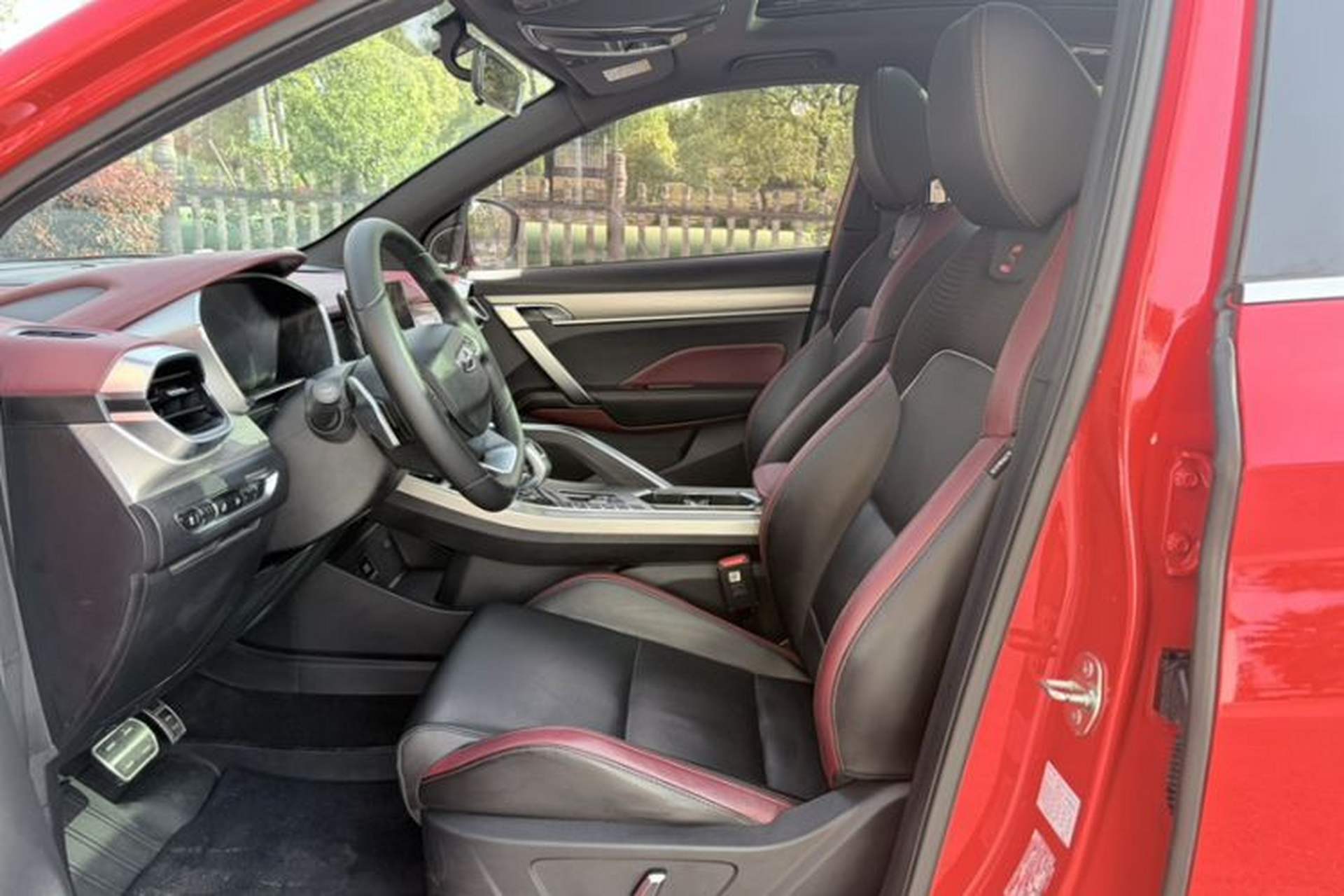 Used Geely Auto Coolray 2019 Sport Version 260T DCT Explorer China VI Standard Interior 2