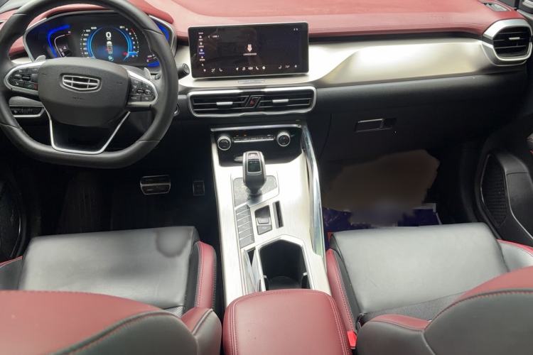 Used Geely Auto Coolray 2019 Sport Model 260T DCT Patrol China V Standard Interior 3