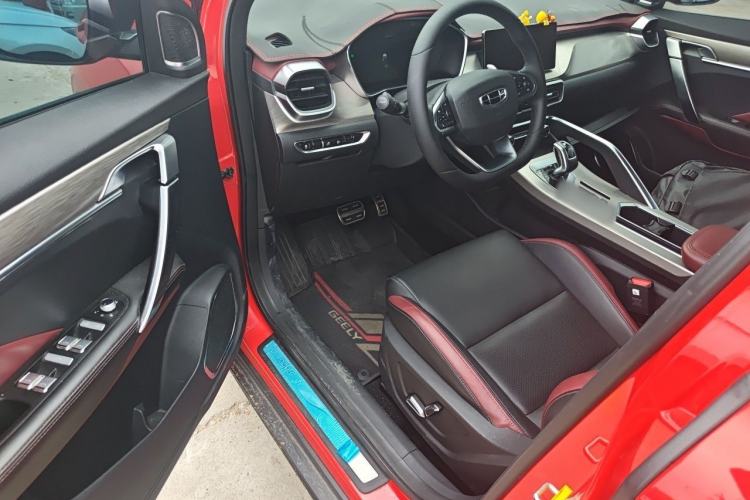 Used Geely Auto Coolray 2019 260T DCT Explorer China VI Standard Interior 3