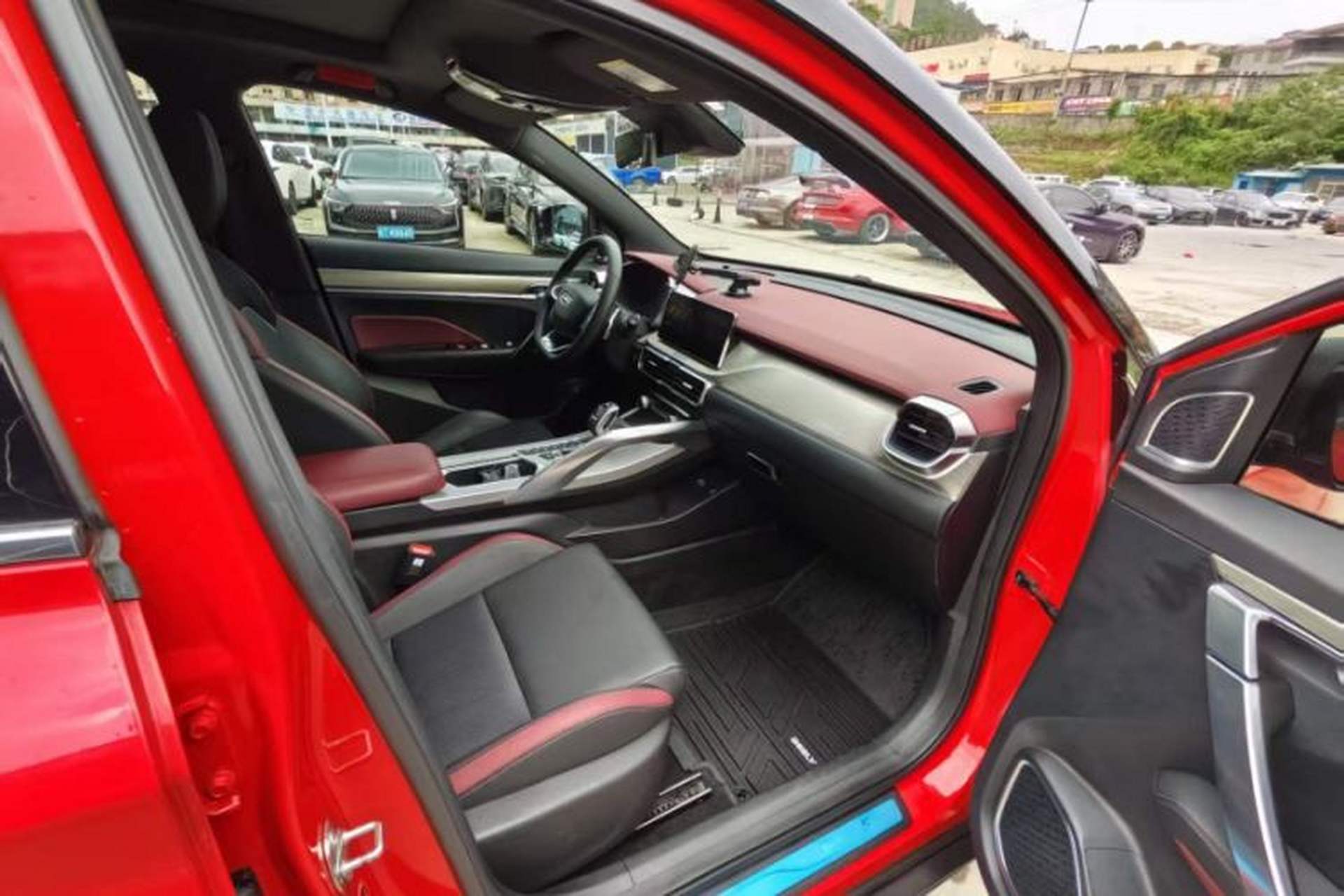 Used Geely Auto Coolray 2019 Sport Model 260T DCT Battle China V Standard Interior 3